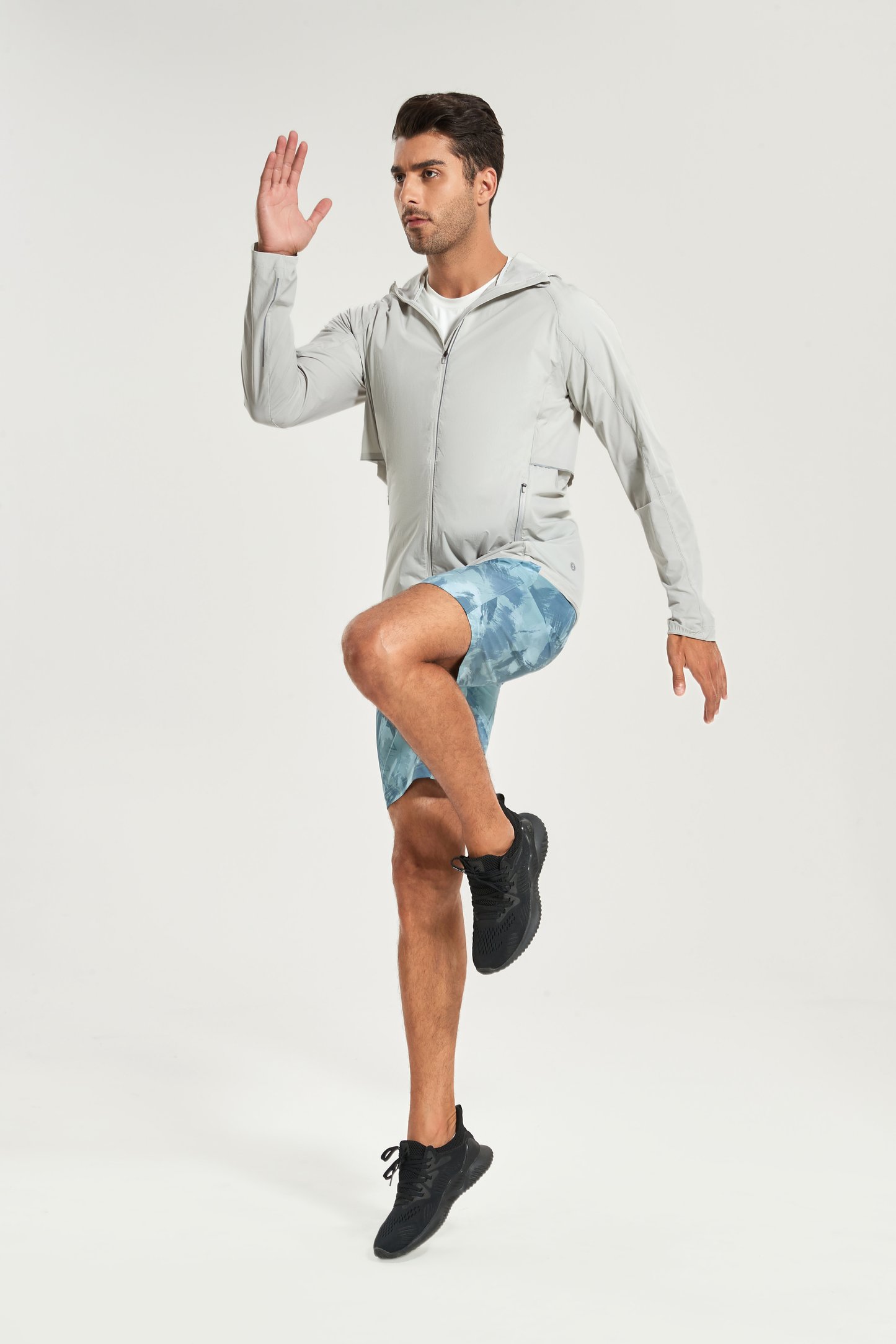 フィットネスウェア | ZIPパーカー＆ハーフパンツ