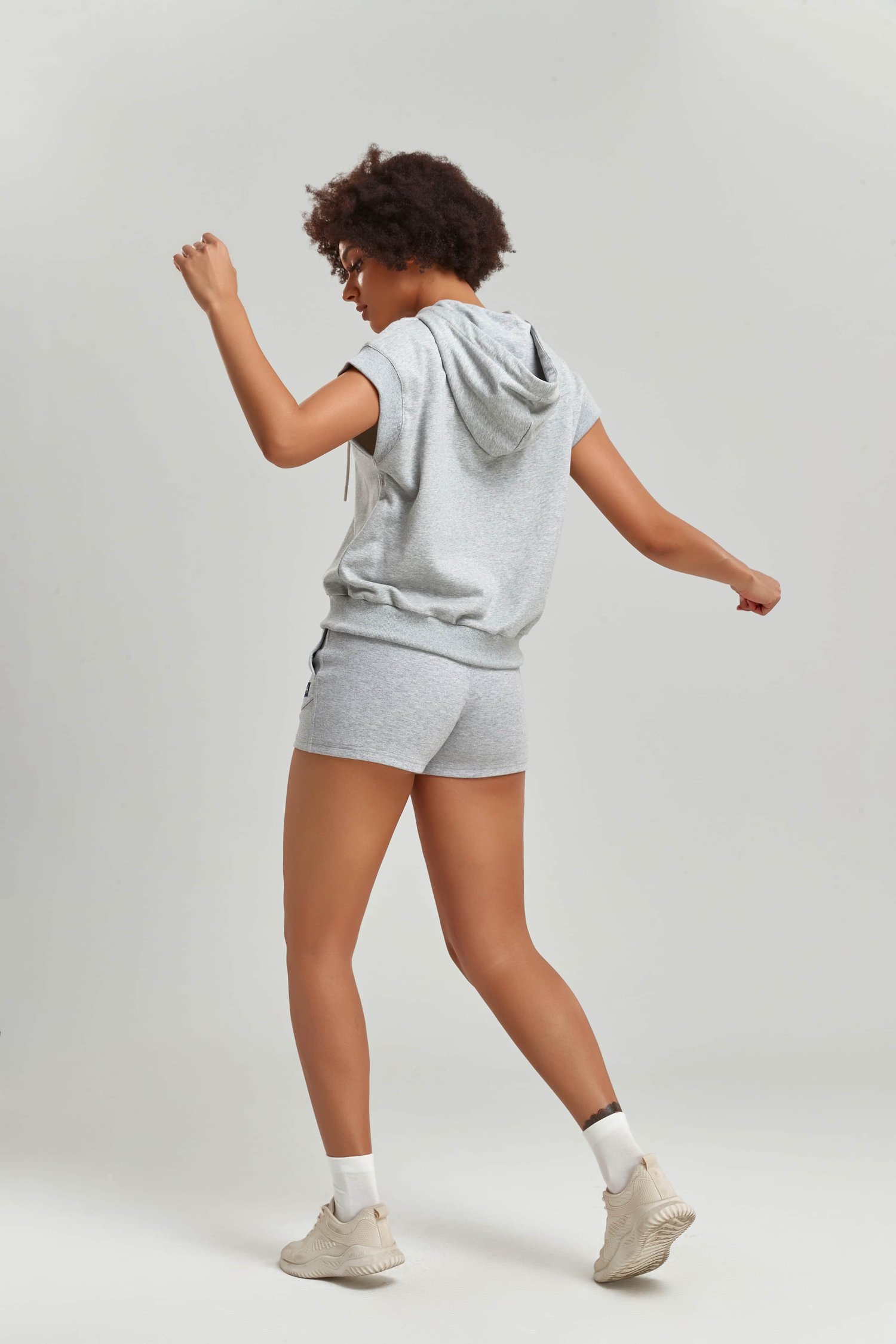 スポーツウェア | 半袖パーカー＆ショートパンツ